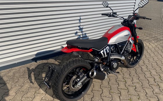 Gebrauchtmotorrad Ducati Scrambler Icon - Bild 3