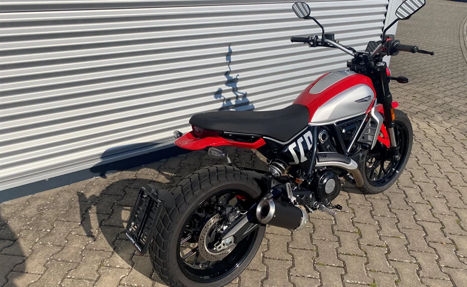 Angebot Ducati Scrambler Icon Bild 3: Angebot Ducati Scrambler Icon