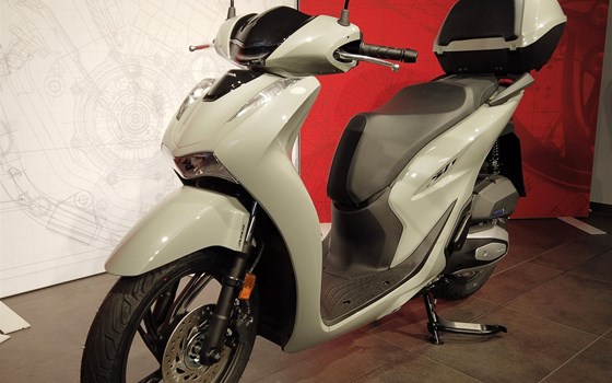 Neufahrzeug Honda SH125i - Bild 11