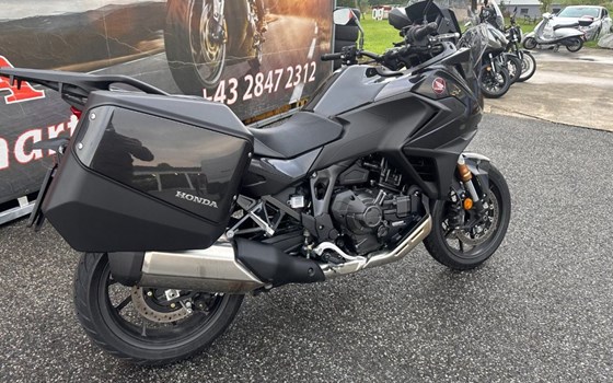 Neufahrzeug Honda NT1100 - Bild 5 Neufahrzeug Honda NT1100 - Bild 5