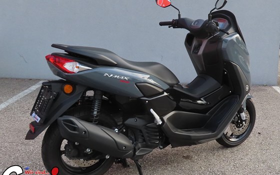 Gebrauchtmotorrad Yamaha NMAX 155 - Bild 4 Gebrauchtmotorrad Yamaha NMAX 155 - Bild 4