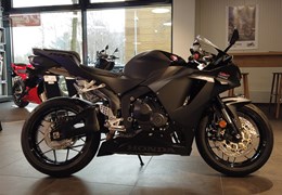 Neumotorrad Honda CBR600RR