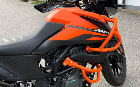 Gebrauchtmotorrad KTM 390 Adventure - Bild 2 Gebrauchtmotorrad KTM 390 Adventure - Bild 2