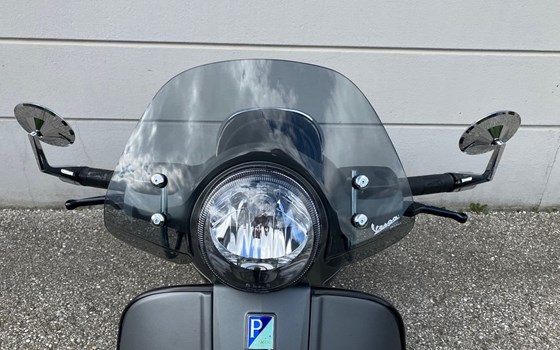 Gebrauchtmotorrad Vespa GTS 300 i.e. Super Sport - Bild 9 Gebrauchtmotorrad Vespa GTS 300 i.e. Super Sport - Bild 9