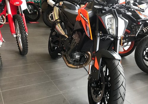 KTM 790 Duke