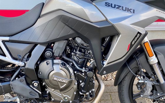 Gebrauchtmotorrad Suzuki V-Strom 800 - Bild 10