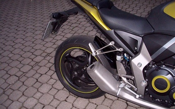 Gebrauchtmotorrad Honda CB 1000 R - Bild 8