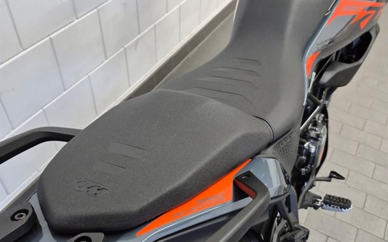 Gebrauchtmotorrad KTM 390 Adventure - Bild 11