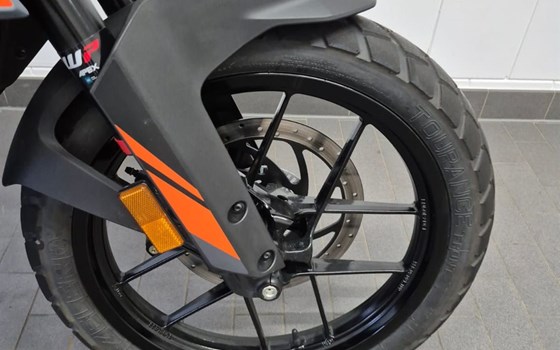 Gebrauchtmotorrad KTM 390 Adventure - Bild 5