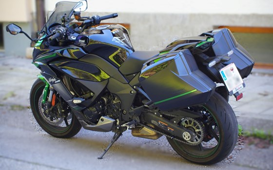 Gebrauchtmotorrad Kawasaki Ninja 1000SX - Bild 1 Gebrauchtmotorrad Kawasaki Ninja 1000SX - Bild 1