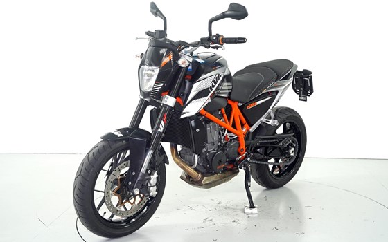Motorrad Occasion KTM 690 Duke - Bild 3