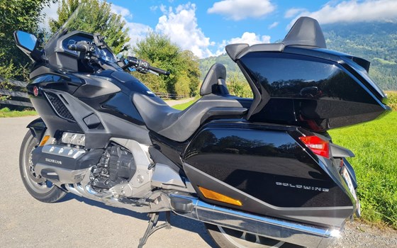 Gebrauchtmotorrad Honda GL 1800 Goldwing Tour DCT - Bild 7 Gebrauchtmotorrad Honda GL 1800 Goldwing Tour DCT - Bild 7