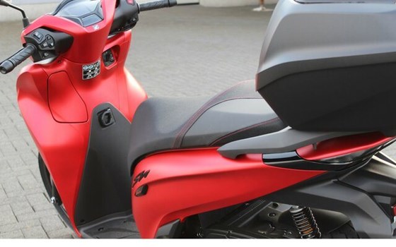 Neufahrzeug Honda SH350i - Bild 9