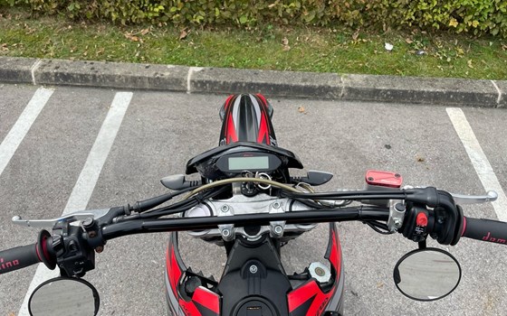 Gebrauchtmotorrad Fantic XMF 125 Performance - Bild 5 Gebrauchtmotorrad Fantic XMF 125 Performance - Bild 5