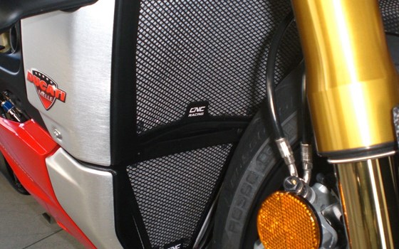 Gebrauchtmotorrad Ducati Streetfighter V4 S - Bild 6