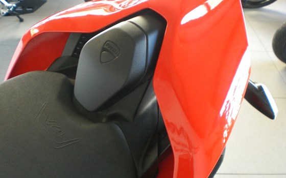 Gebrauchtmotorrad Ducati Streetfighter V4 S - Bild 8