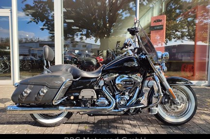 Harley-Davidson Road King Classic FLHRC