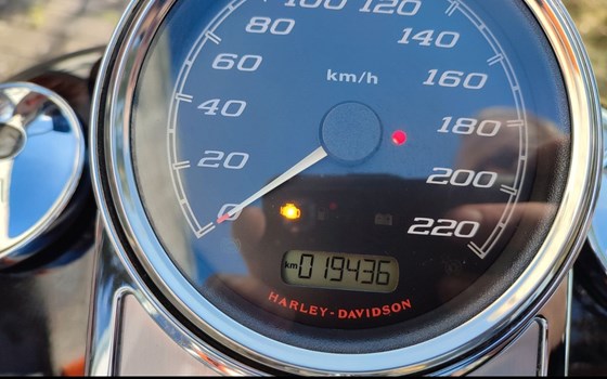 Gebrauchtmotorrad Harley-Davidson Road King Classic FLHRC - Bild 13