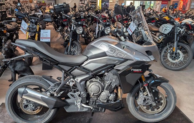 Triumph Tiger Sport 800