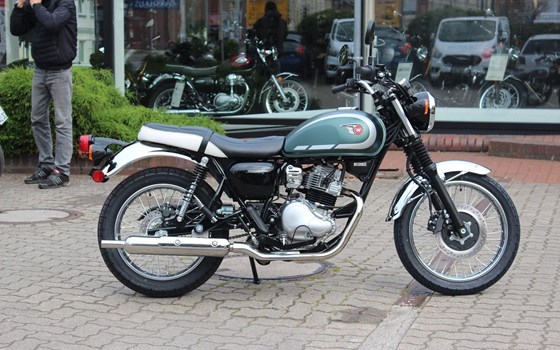 Neufahrzeug Kawasaki W230 - Bild 1