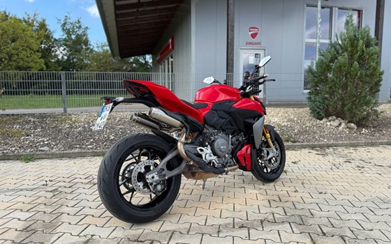 Gebrauchtmotorrad Ducati Streetfighter V2 S - Bild 4