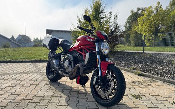 Gebrauchtmotorrad Ducati Monster 1200 - Bild 1