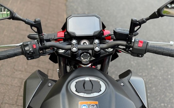 Neufahrzeug Kawasaki Z 500 SE - Bild 12