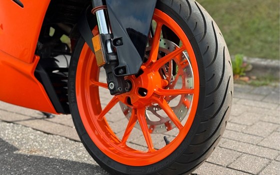 Gebrauchtmotorrad KTM RC 125 - Bild 10