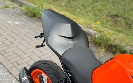 Gebrauchtmotorrad KTM RC 125 - Bild 15