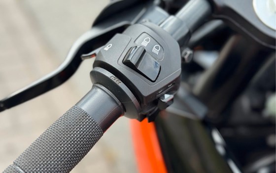 Gebrauchtmotorrad KTM RC 125 - Bild 19