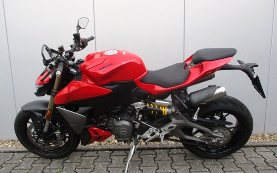 Gebrauchtmotorrad Ducati Streetfighter V2 - Bild 4