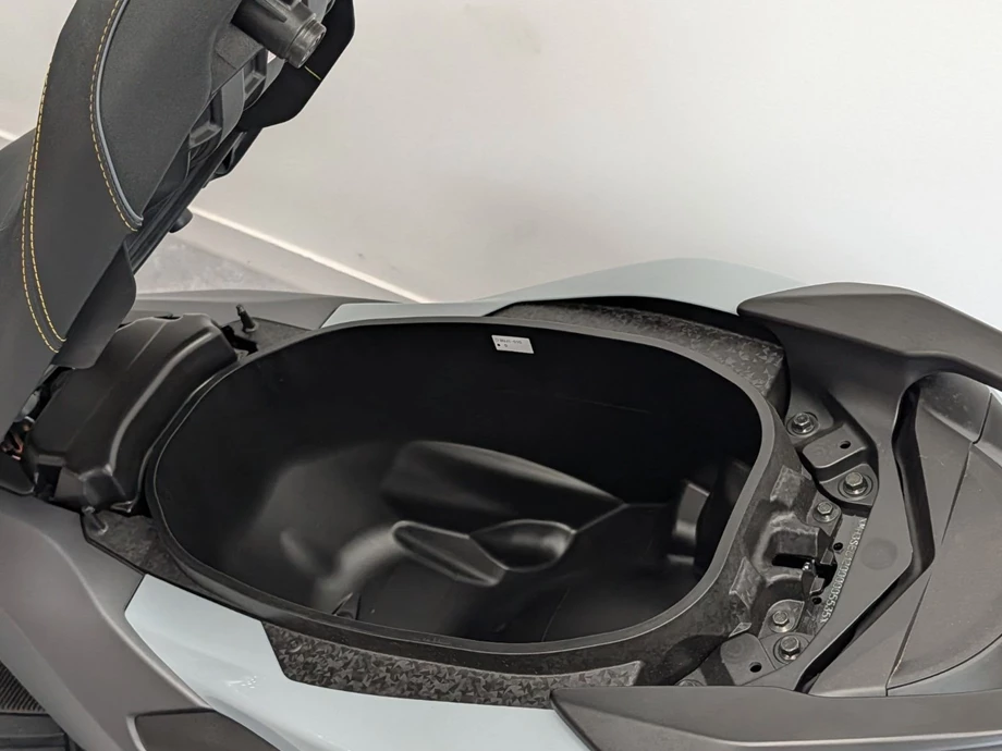 Angebot Yamaha NMAX 125 Tech MAX Bild 7: Angebot Yamaha NMAX 125 Tech MAX
