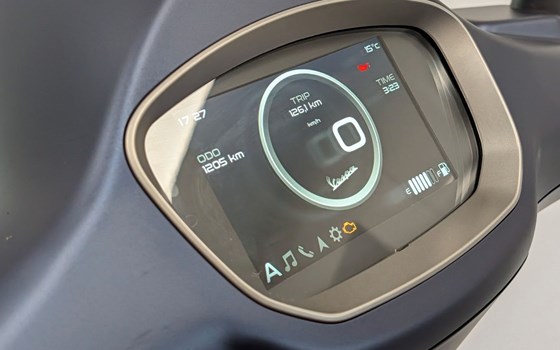 Gebrauchtmotorrad Vespa Primavera Tech 125 - Bild 6