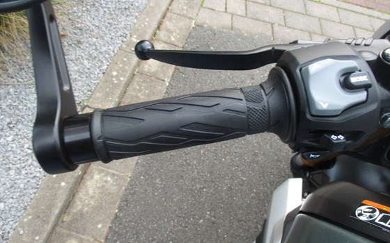Neufahrzeug Suzuki GSX-8T - Bild 10