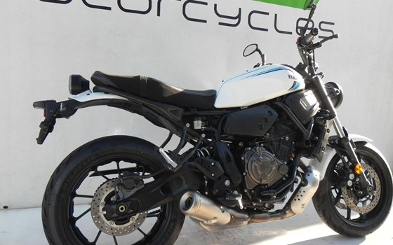 Gebrauchtmotorrad Yamaha XSR700 - Bild 14