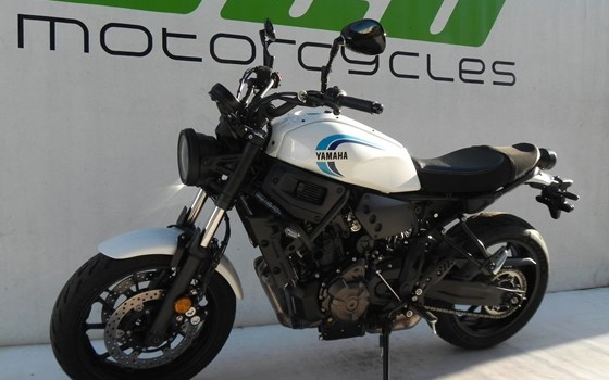 Gebrauchtmotorrad Yamaha XSR700 - Bild 2