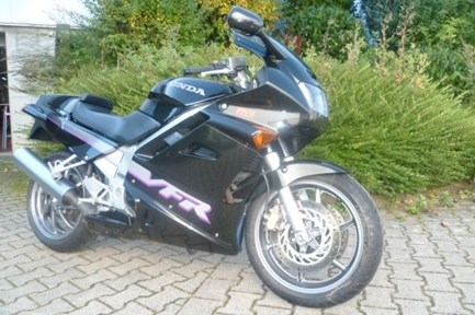 Honda VFR 750 F