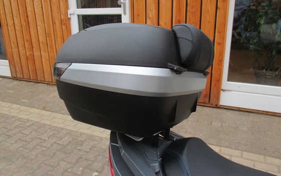 Gebrauchtmotorrad Suzuki Burgman 400 - Bild 11