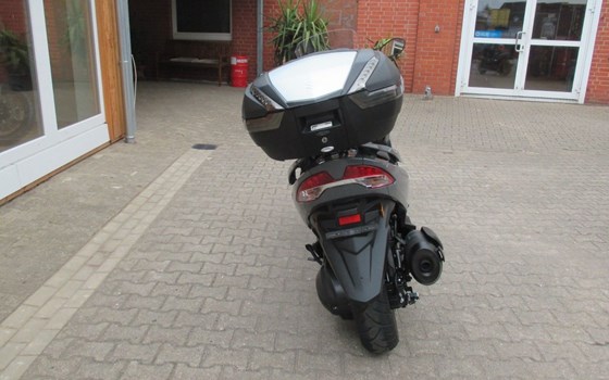 Gebrauchtmotorrad Suzuki Burgman 400 - Bild 4