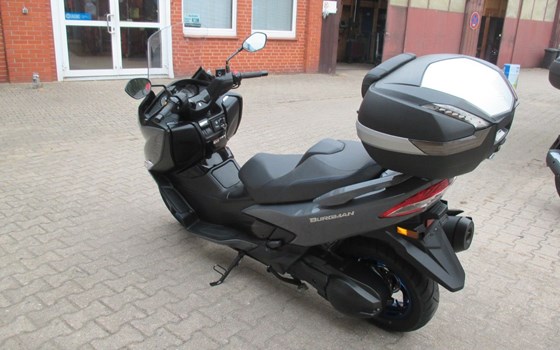 Gebrauchtmotorrad Suzuki Burgman 400 - Bild 5