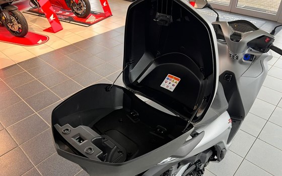 Gebrauchtmotorrad Honda SH350i - Bild 15