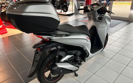 Gebrauchtmotorrad Honda SH350i - Bild 4