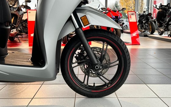 Gebrauchtmotorrad Honda SH350i - Bild 8