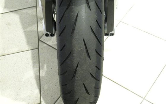 Gebrauchtmotorrad BMW S 1000 R - Bild 10 Gebrauchtmotorrad BMW S 1000 R - Bild 10