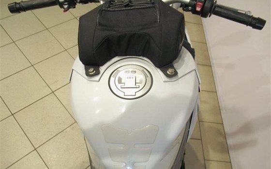 Gebrauchtmotorrad BMW S 1000 R - Bild 18