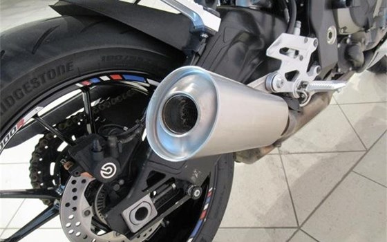 Gebrauchtmotorrad BMW S 1000 R - Bild 19 Gebrauchtmotorrad BMW S 1000 R - Bild 19