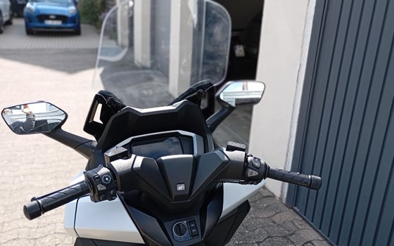 Gebrauchtmotorrad Honda Forza 125 - Bild 10