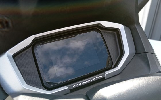 Gebrauchtmotorrad Honda Forza 125 - Bild 12