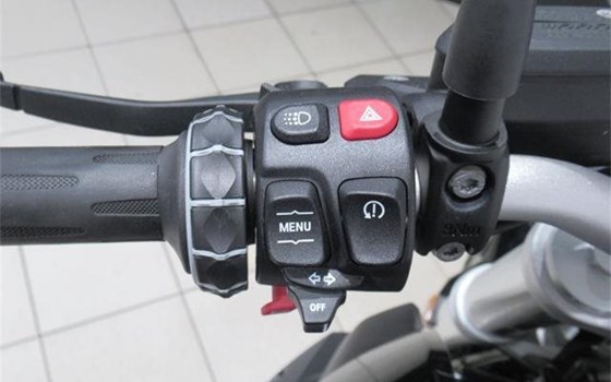 Gebrauchtmotorrad BMW R 1250 R - Bild 8 Gebrauchtmotorrad BMW R 1250 R - Bild 8