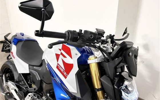 Gebrauchtmotorrad BMW F 900 R - Bild 17 Gebrauchtmotorrad BMW F 900 R - Bild 17